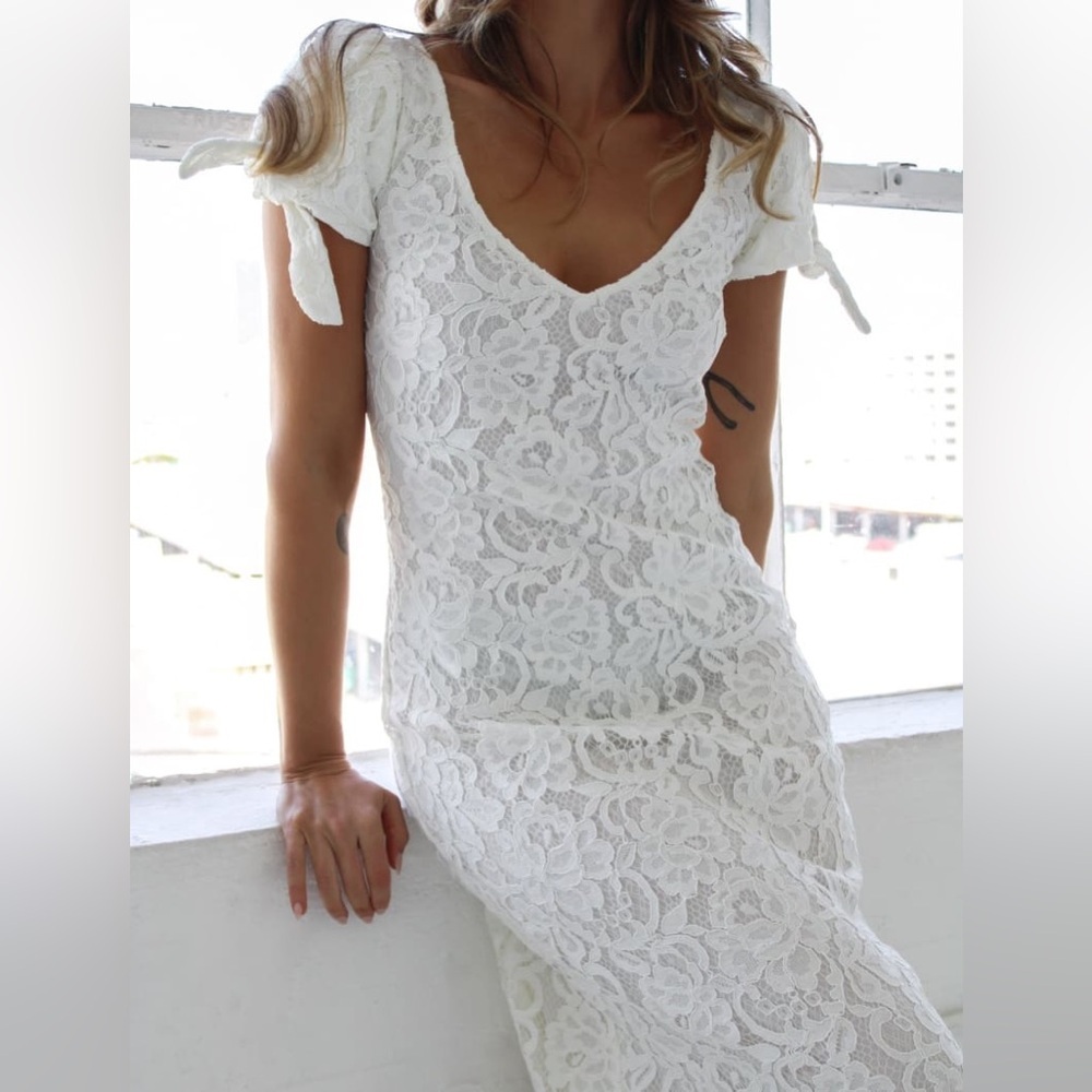 Rumored Dakota Maxi Dress - Picture 7 of 9